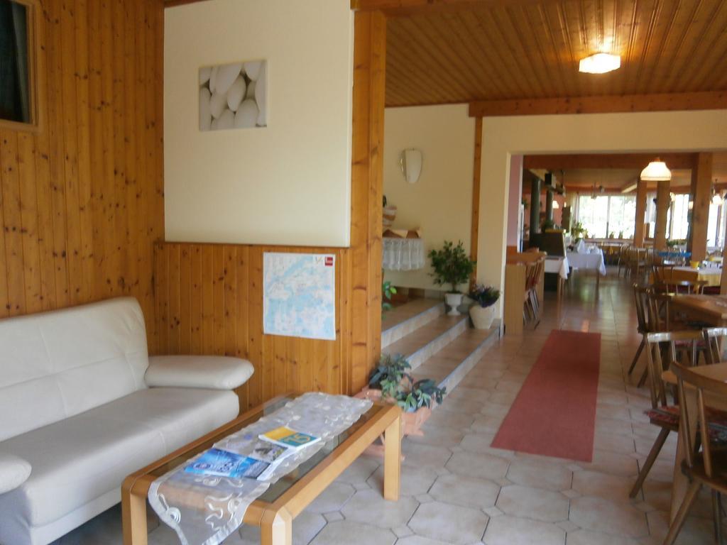 Ferienpension Garni Hubert Rigelnik Sankt Kanzian am Klopeiner See Kültér fotó